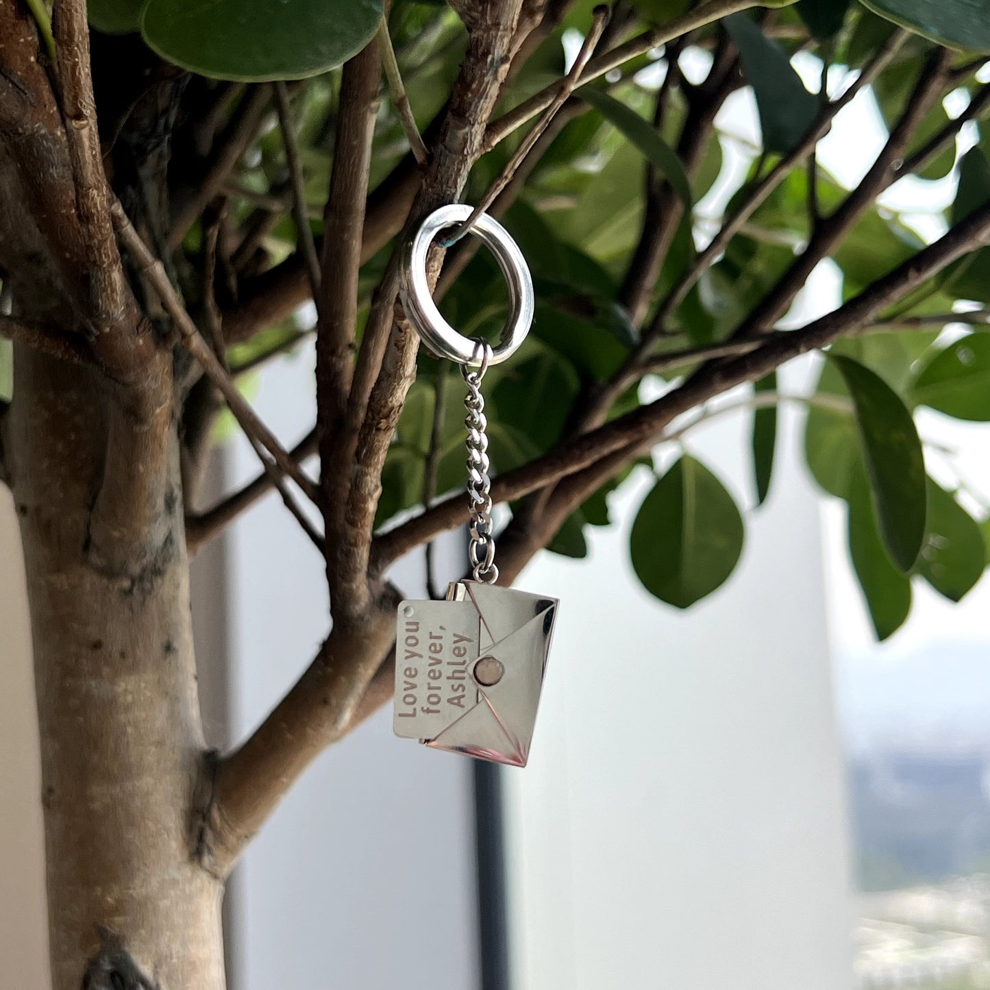 PERSONALIZED LOVE LETTER NECKLACE——Only envelopes, no letterhead.