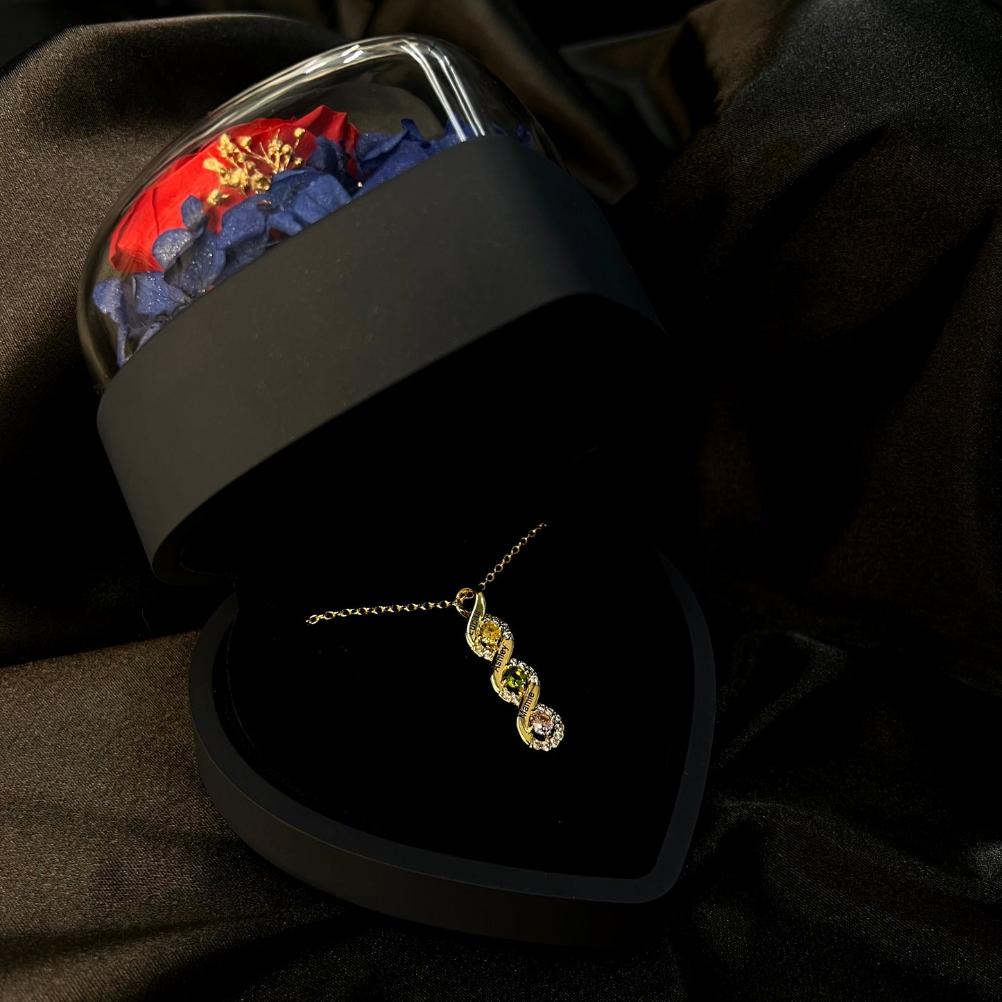 Personalized Mothers Rings Necklace with Birthstones