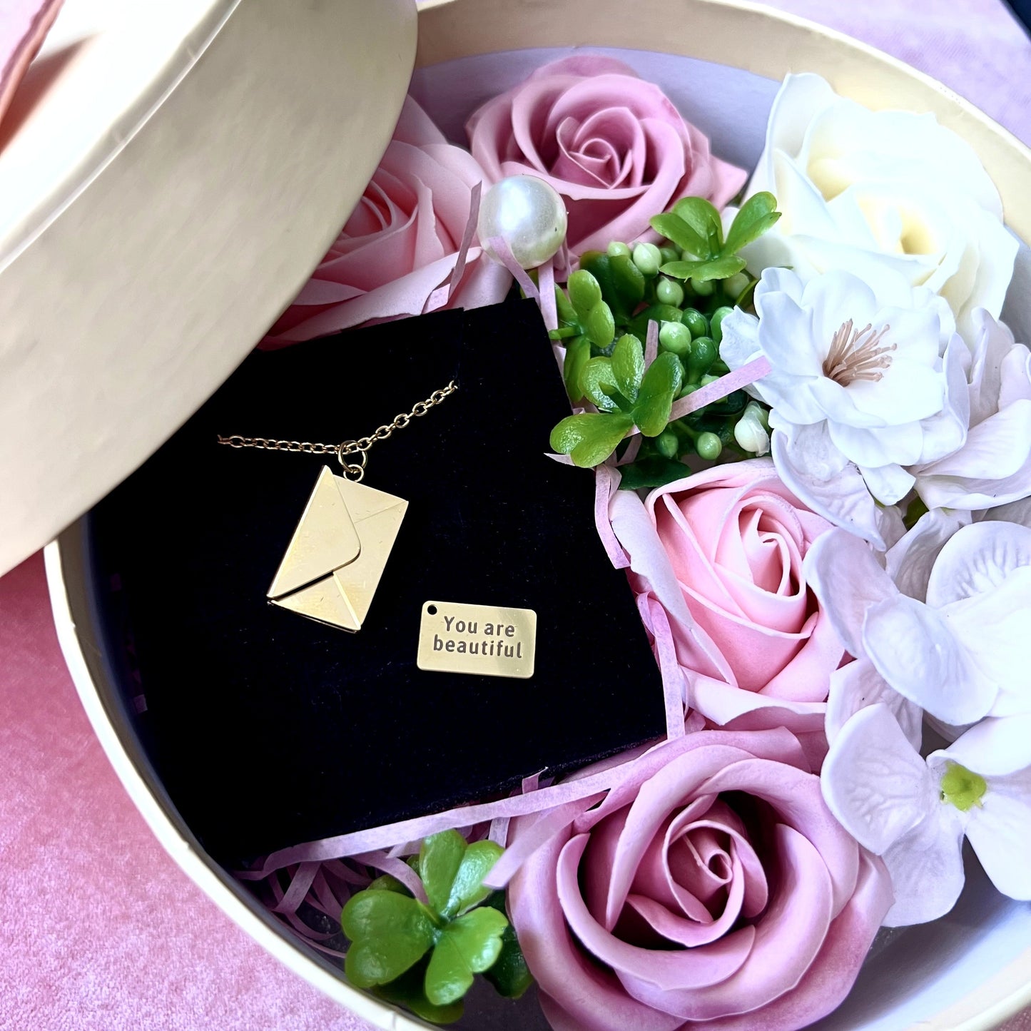 ❤️PERSONALIZED LOVE LETTER NECKLACE