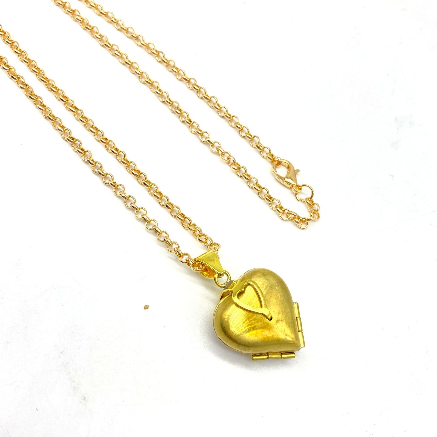 Customized Gold Heart Photo Locket Necklace