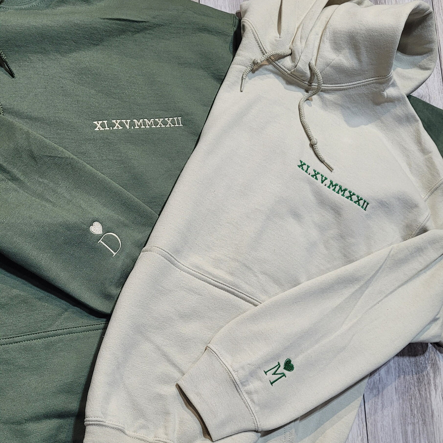 💕Custom Embroidered Roman Numeral Date Couple's Hoodies