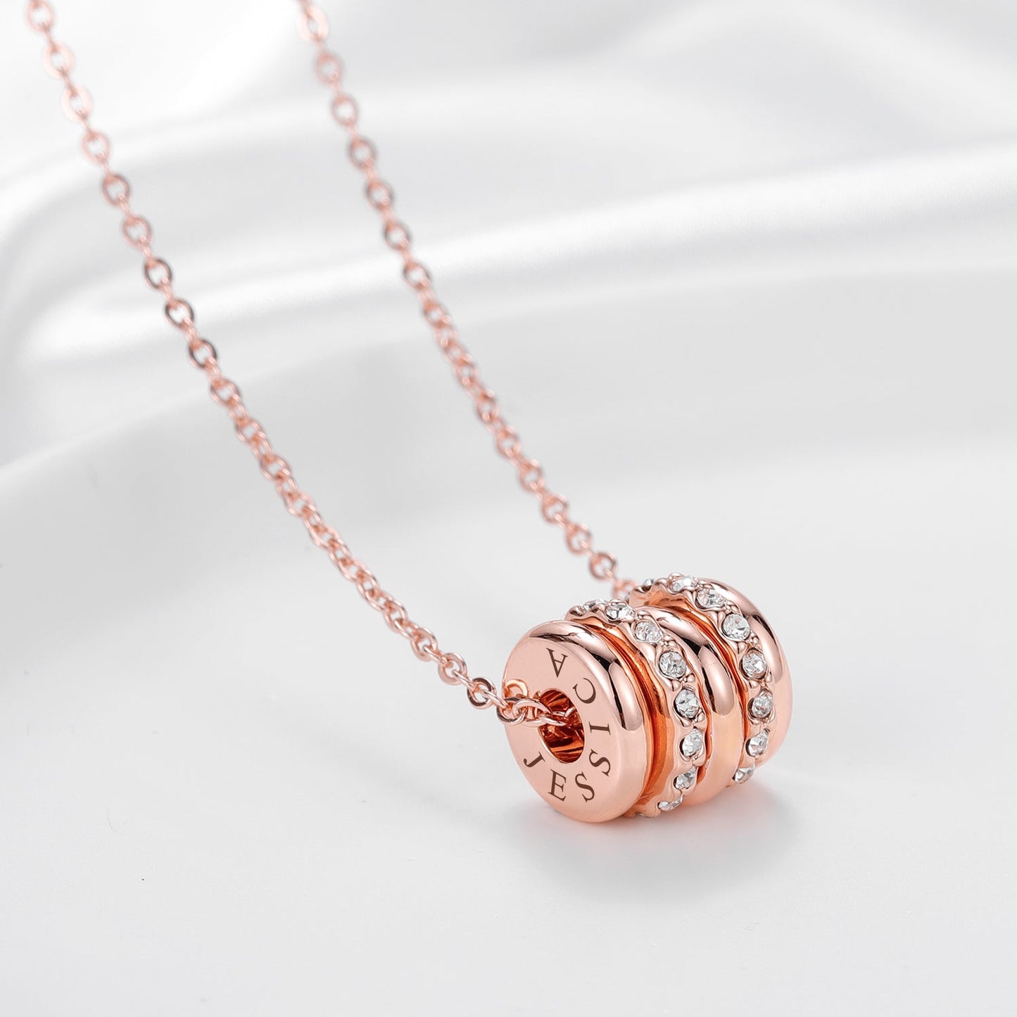 Personalized Engraved Name Crystal Disc Pendants Necklace