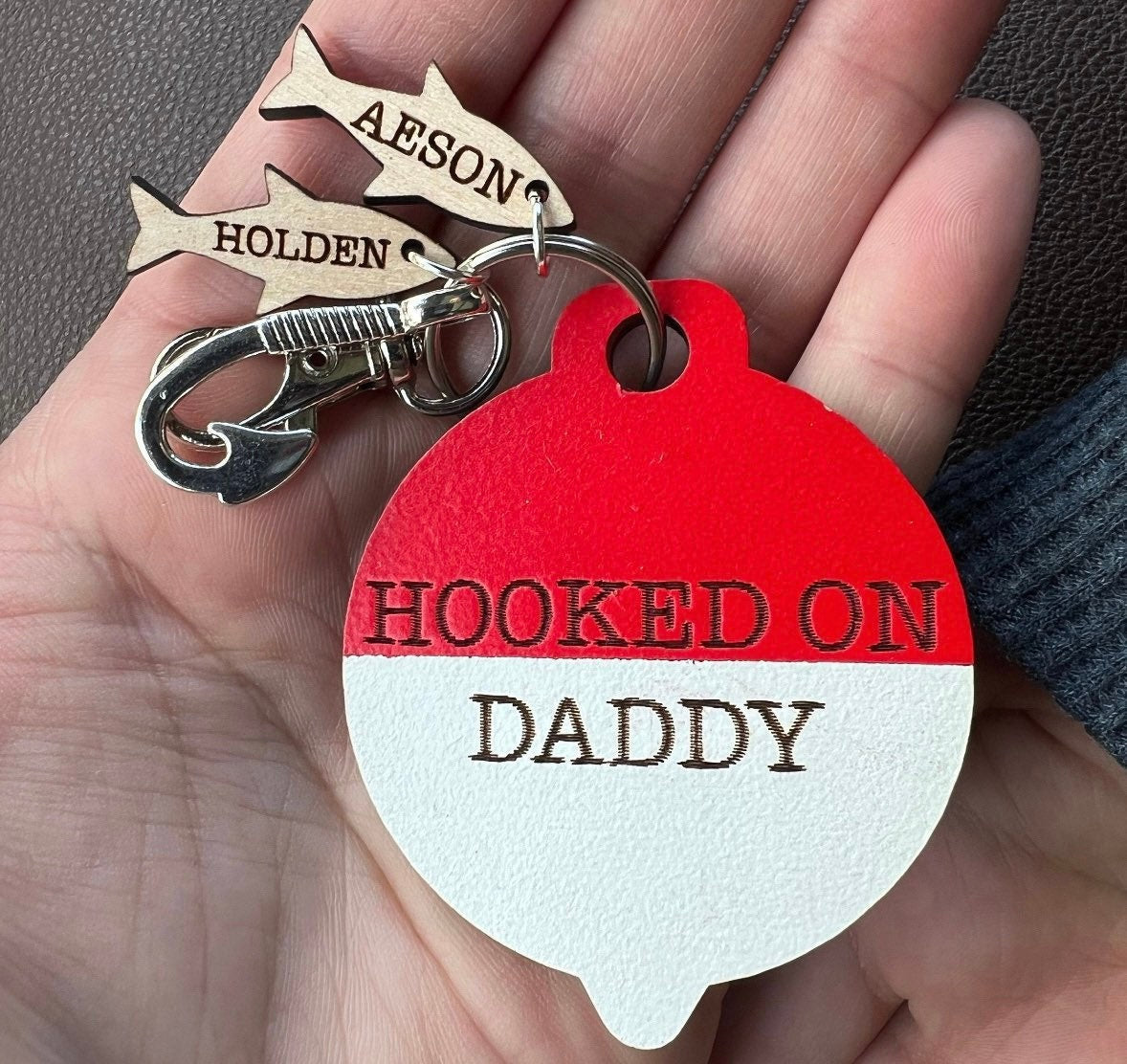 Daddy's Keepers Fishing Keychain