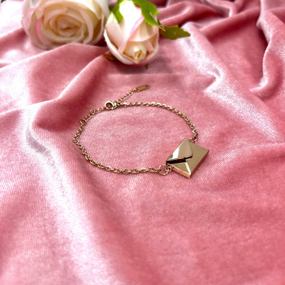 ❤️PERSONALIZED LOVE LETTER NECKLACE