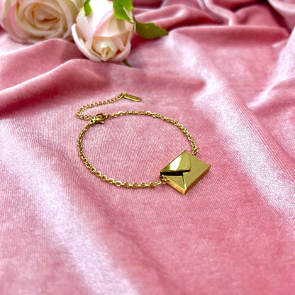 PERSONALIZED LOVE LETTER BRACELET