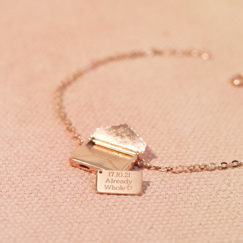 PERSONALIZED LOVE LETTER NECKLACE❤